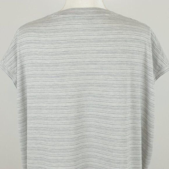 Athleta Cloudlight Stratus Women's Extra Large Gray White Striped Cap Sleeve Tee - Picture 6 of 9
